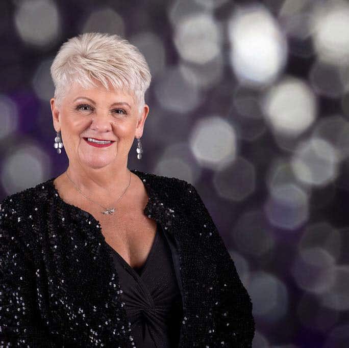 ELAINE B BAILEY Sheila Diamond Creeme